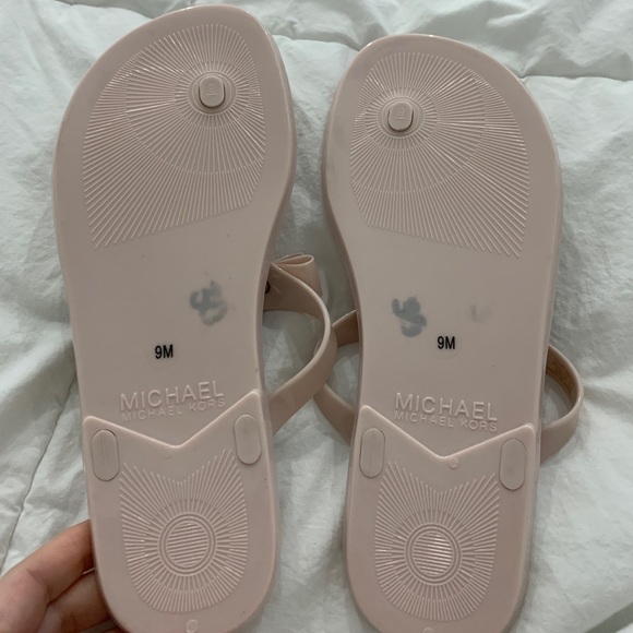 Michael Kors ladies sandals - Picture 4 of 6